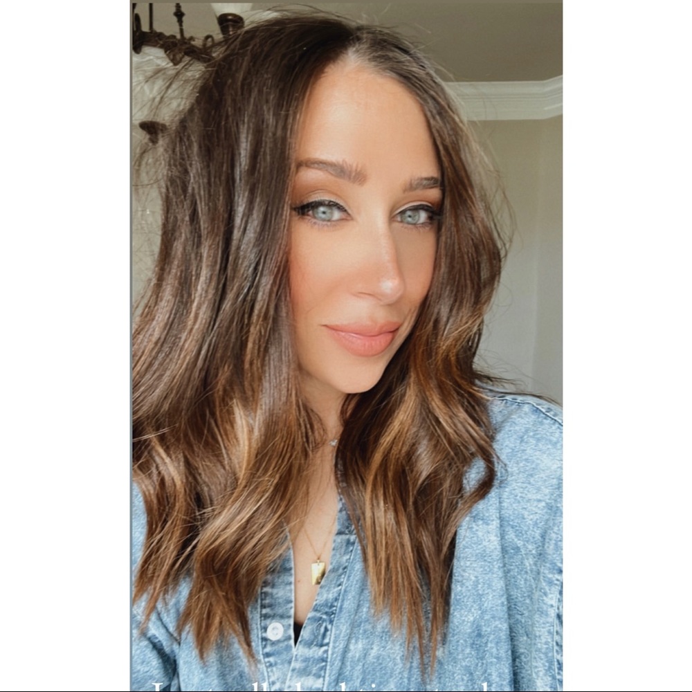 Meet your Posher, Suzette